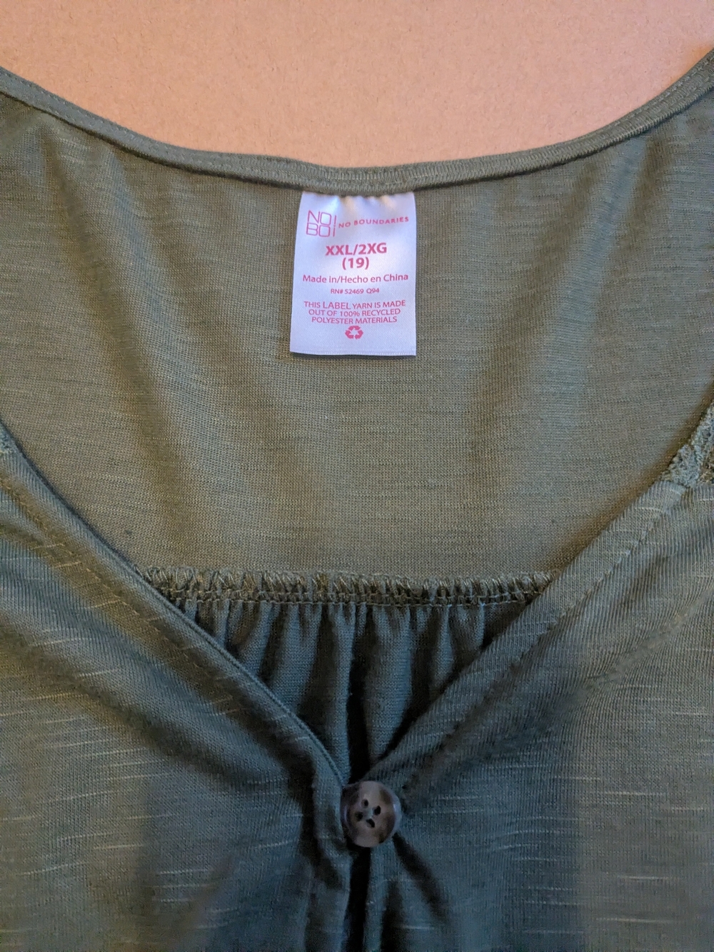 No Boundaries Size XXL Button-Front Ruffle Top in Olive Green - Picture 6 of 8